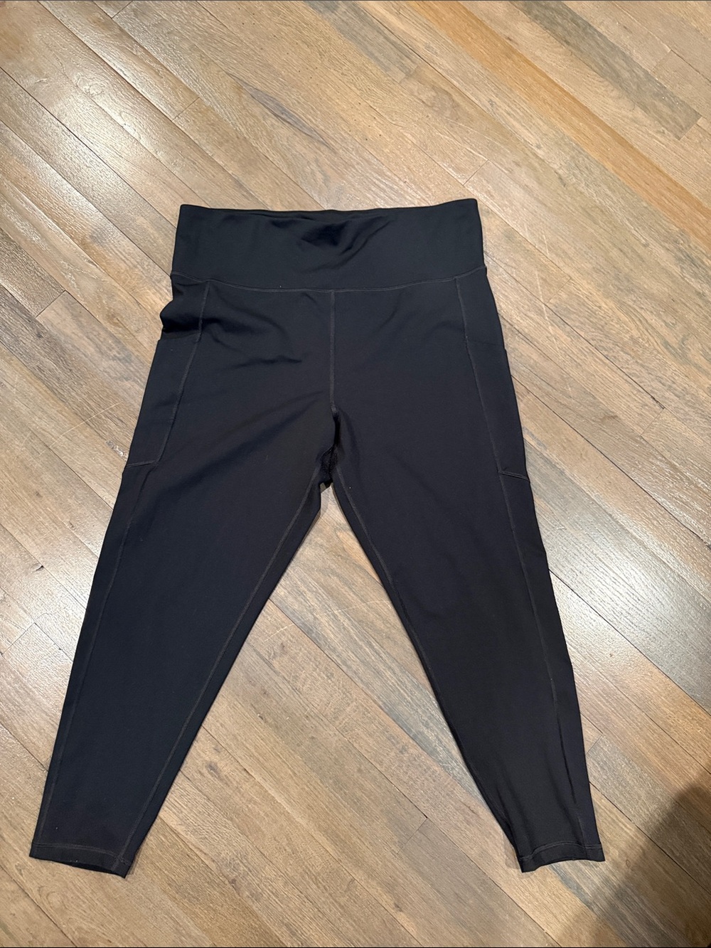 Black High-Waist Performance Leggings